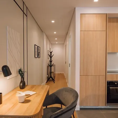 דירה Marinha - 2 Bedrooms And Shared Pool In Arroios ליסבון