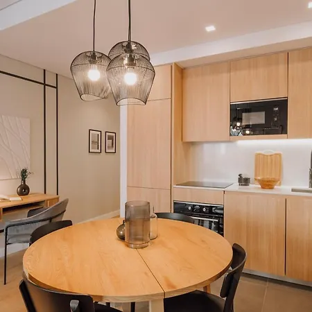 דירה Marinha - 2 Bedrooms And Shared Pool In Arroios