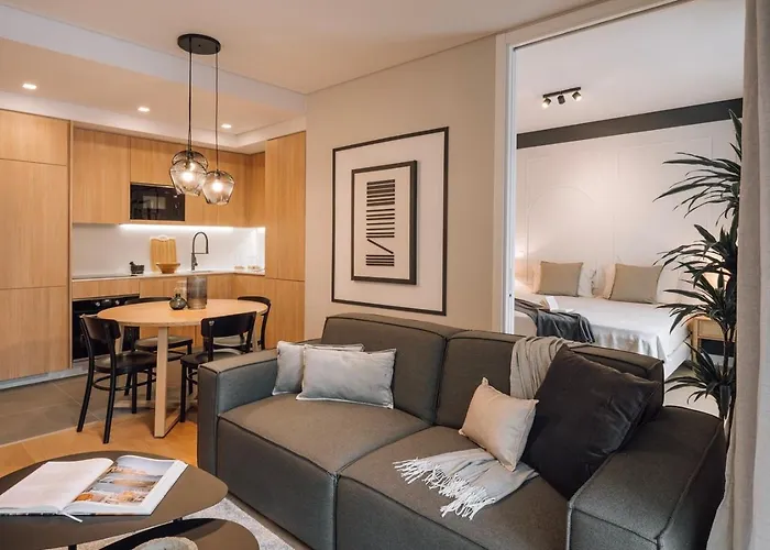 דירה Marinha - 2 Bedrooms And Shared Pool In Arroios *