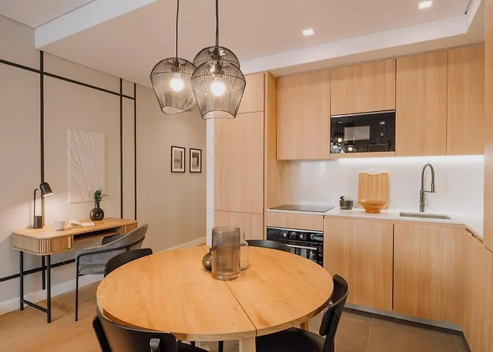 דירה Marinha - 2 Bedrooms And Shared Pool In Arroios
